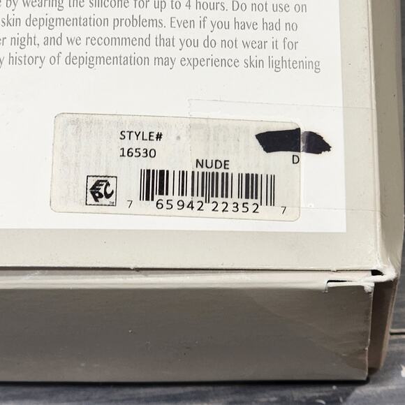 Fashion Forms Bra Go Bare Backless Strapless Adhesive Straps Nude D Cups - Picture 7 of 10